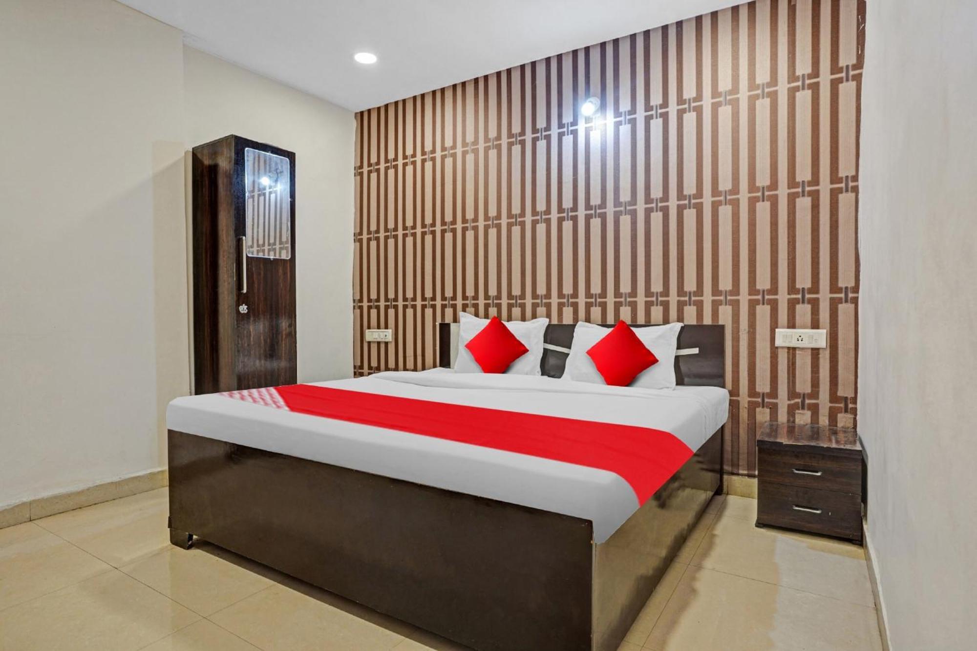 Hotel O Flagship Hotel Gulmohar Inn Bhopal Eksteriør billede